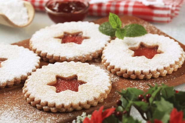 Wolfgang Puck's 'My Mother's Linzer Cookies'