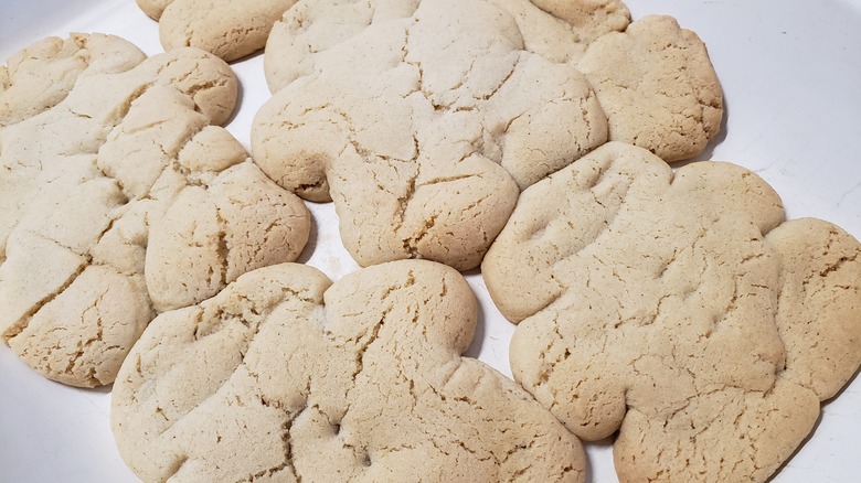 Sugar cookies stuck together