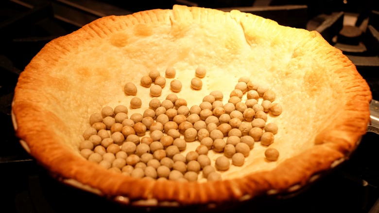 Blind-baking a pie crust