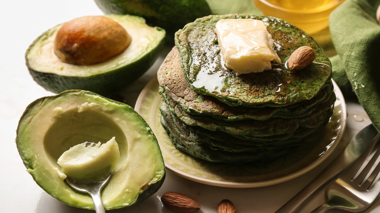 Avocado and butter pancakes