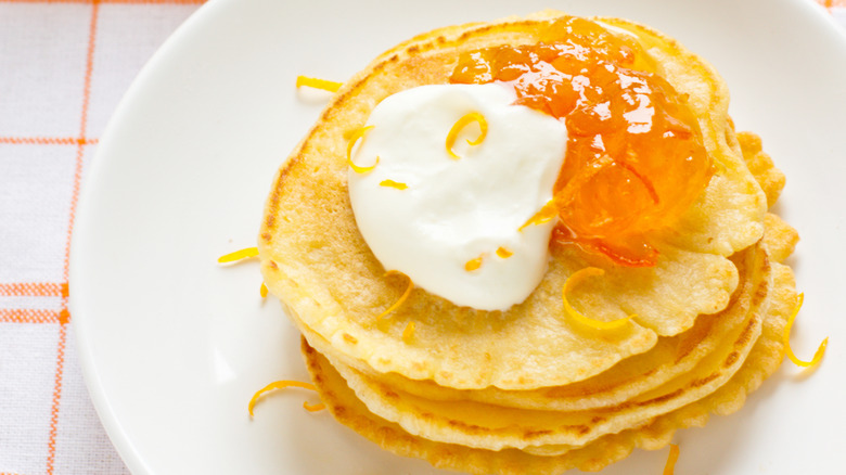 Orange marmalade crepes