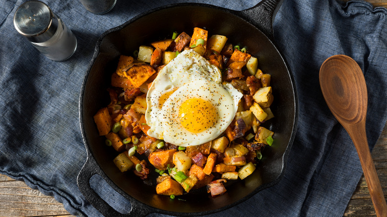 Breakfast hash with eggs