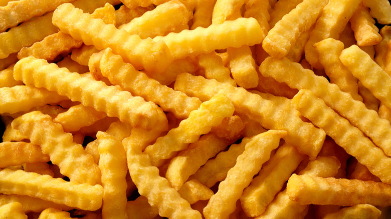 Crinkle-cut fries