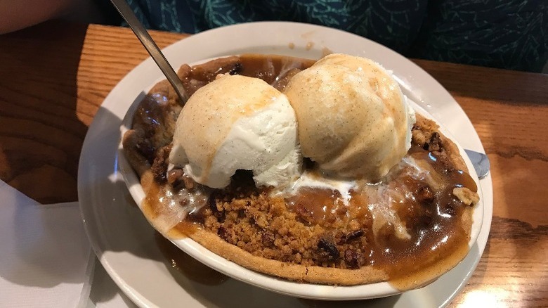 Cracker Barrel Baked Apple Dumplin'