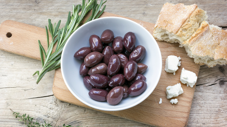 Kalamata olives in bowl