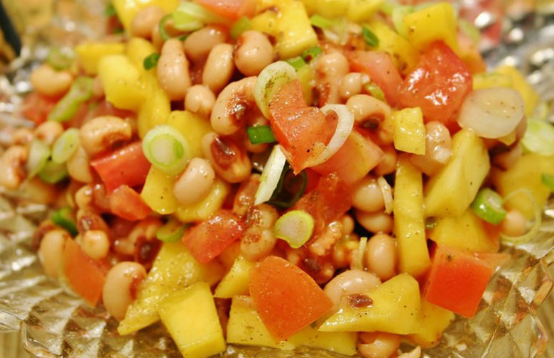 Blackeye Peas & Mango Salsa