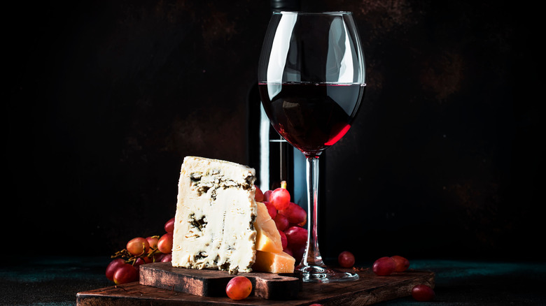 Port wine and blue cheese