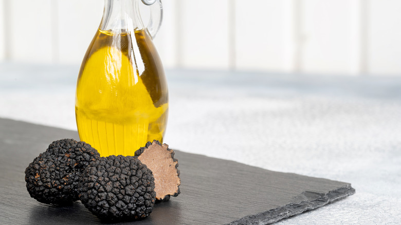 Truffle oil with truffles