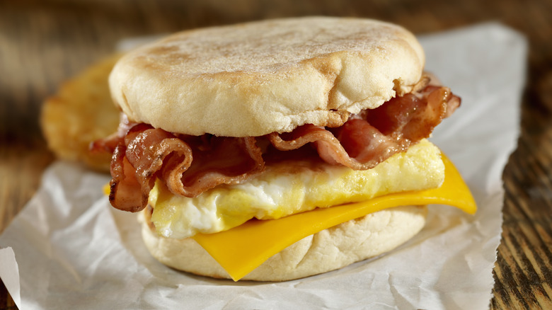 bacon, egg, cheese breakfast sandwich