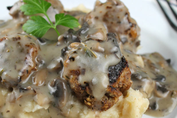 Meatballs with Creamy Mushroom Gravy