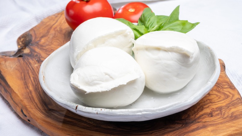 Mozzarella balls