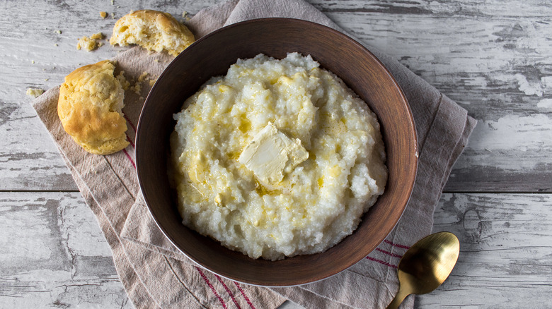 Grits with butter in bowl