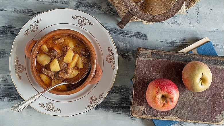 beef stew and apples