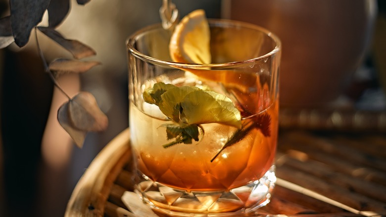 a whiskey cocktail