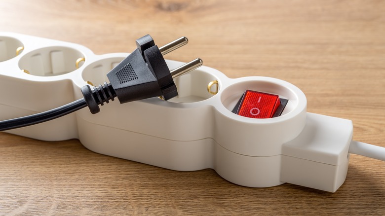 power strip with plugs