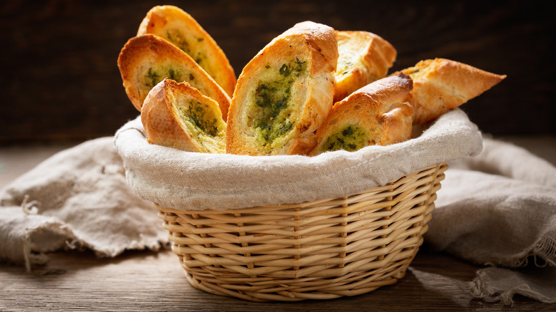 Garlic bread in a basket