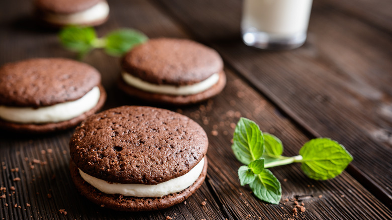 Whoopie pies