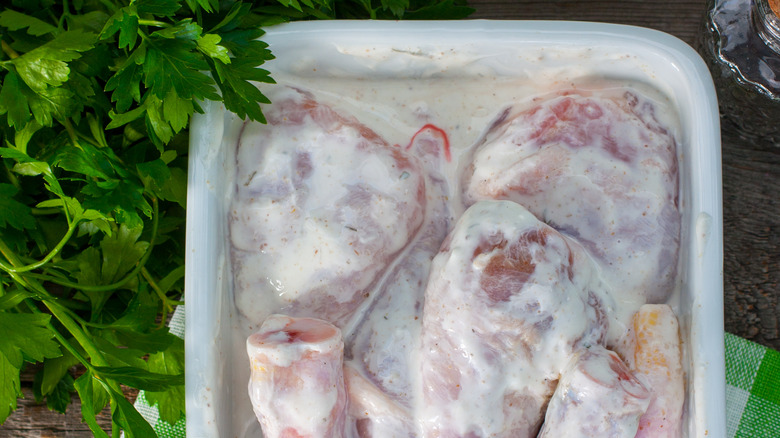 Chicken in yogurt marinade