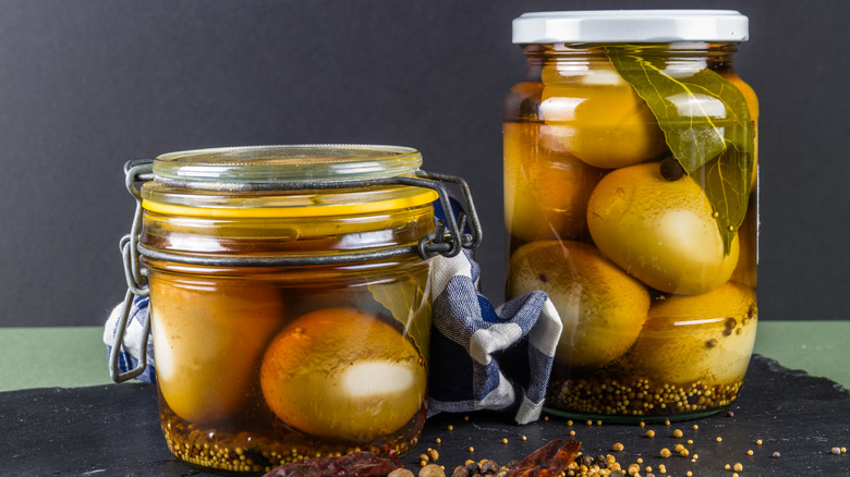 pickled eggs in jars