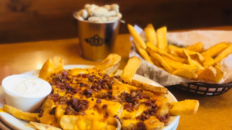 Steak fries in baskets