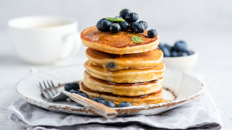 Blueberry pancakes with syrup