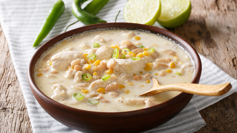 Turkey chili with white beans