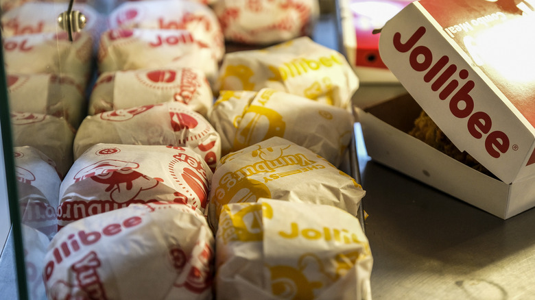 Jollibee hamburgers in store