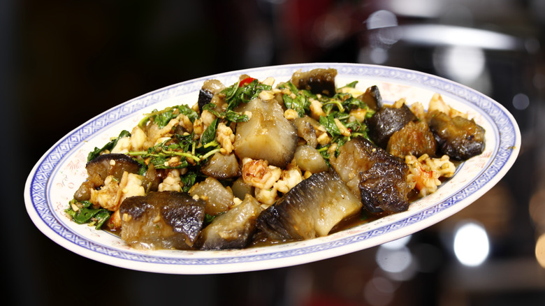 stir-fried sea cucumber