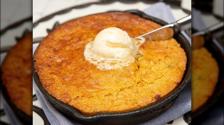 Fresh cornbread in skillet