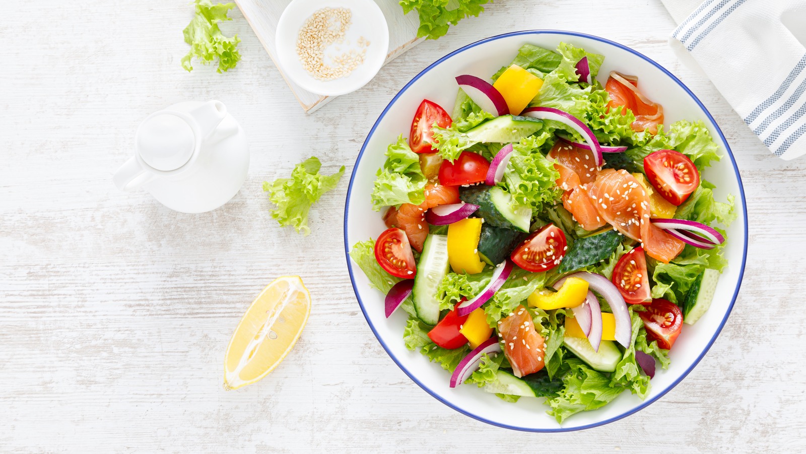 Lunch Hack: Use a Pizza Wheel To Chop Your Salad Directly in the Bowl