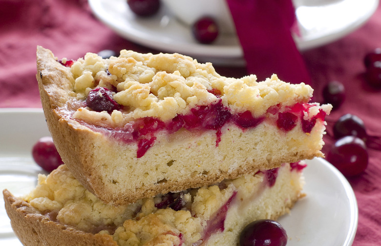 Slow-Cooker Cranberry-Orange Cake