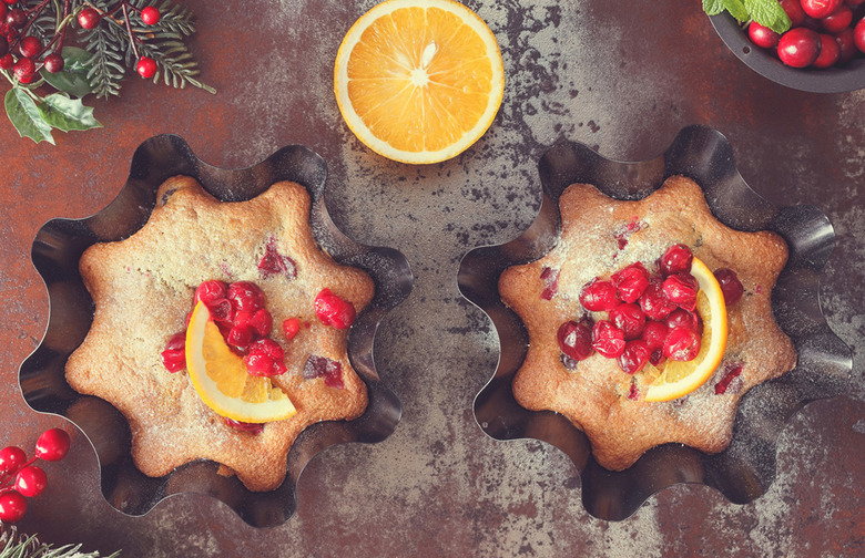 Slow-Cooker Cranberry-Orange Cake