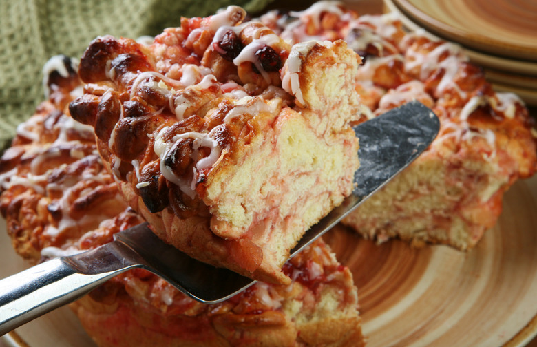 Slow-Cooker Turtle Monkey Bread