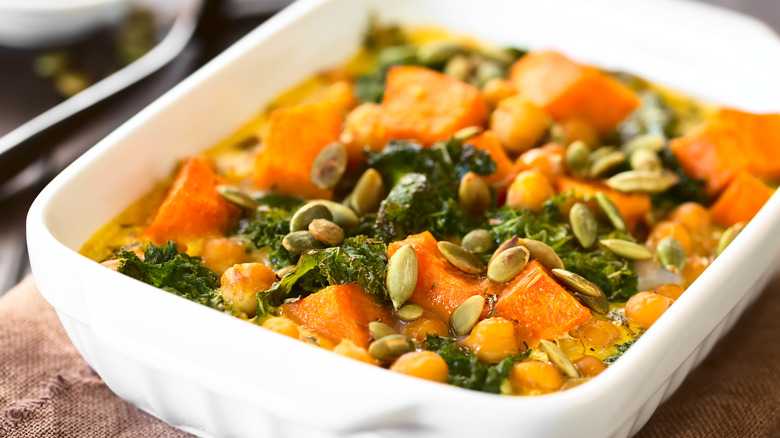 Casserole with chickpeas and spinach