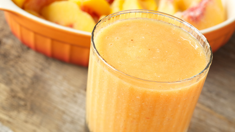 peach smoothie