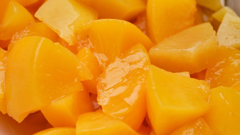 canned peach chunks