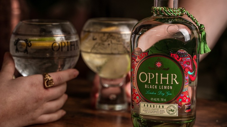 opihr black lemon gin