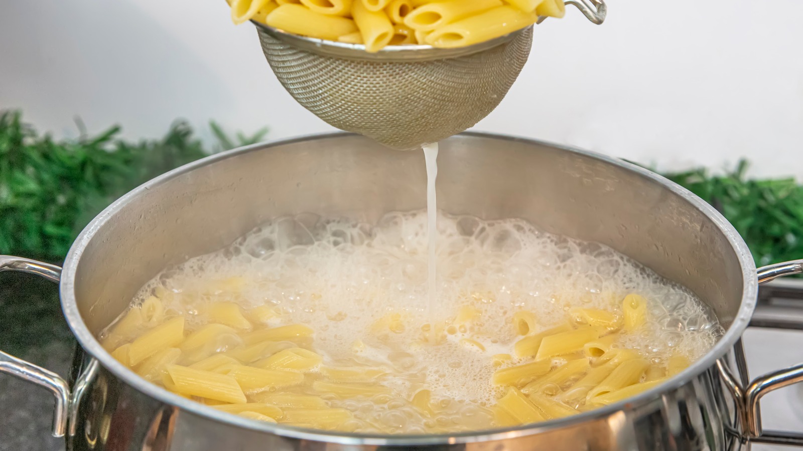 13 Uses For Leftover Pasta Water You Need To Know