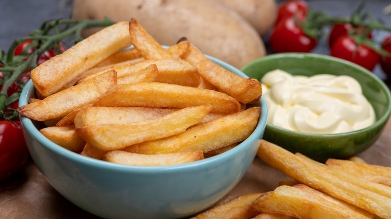 French fries with bowl of mayonnaise