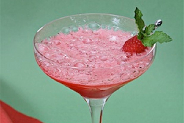 Raspberry Champagne Mojito