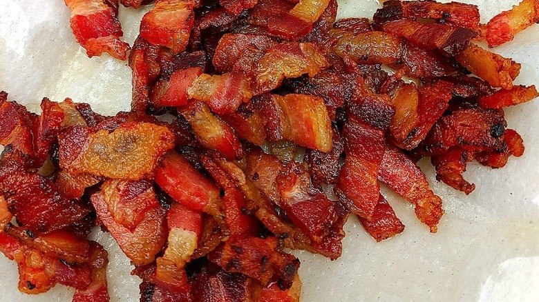 bacon bits on paper towel