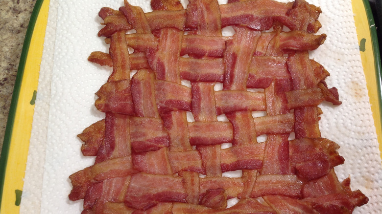 cooked bacon weave on plate