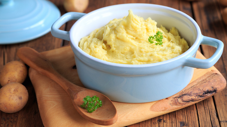 mashed potatoes with herb