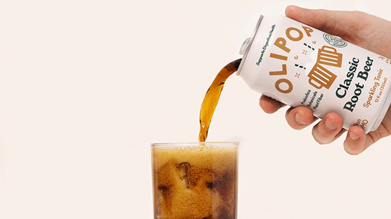 pouring root beer from can