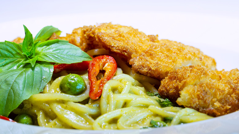 green curry noodles with fried chicken