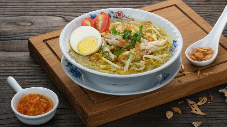 bowl of chicken ramen with toppings