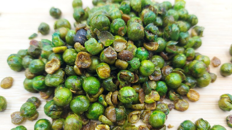 crispy green peas