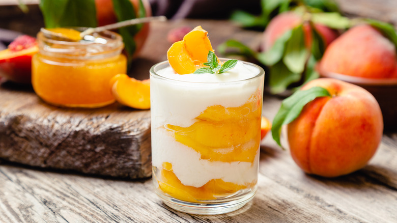 Peach fruit parfait in glass