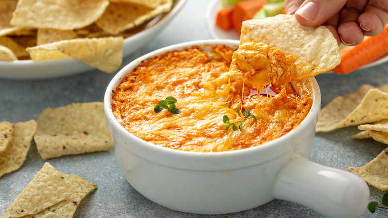 buffalo chicken dip with chips