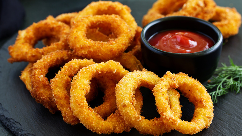 onion rings on a plate